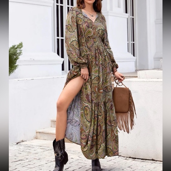 Boho gypsy purple floral print ruffle hem maxi dress - Picture 5 of 6